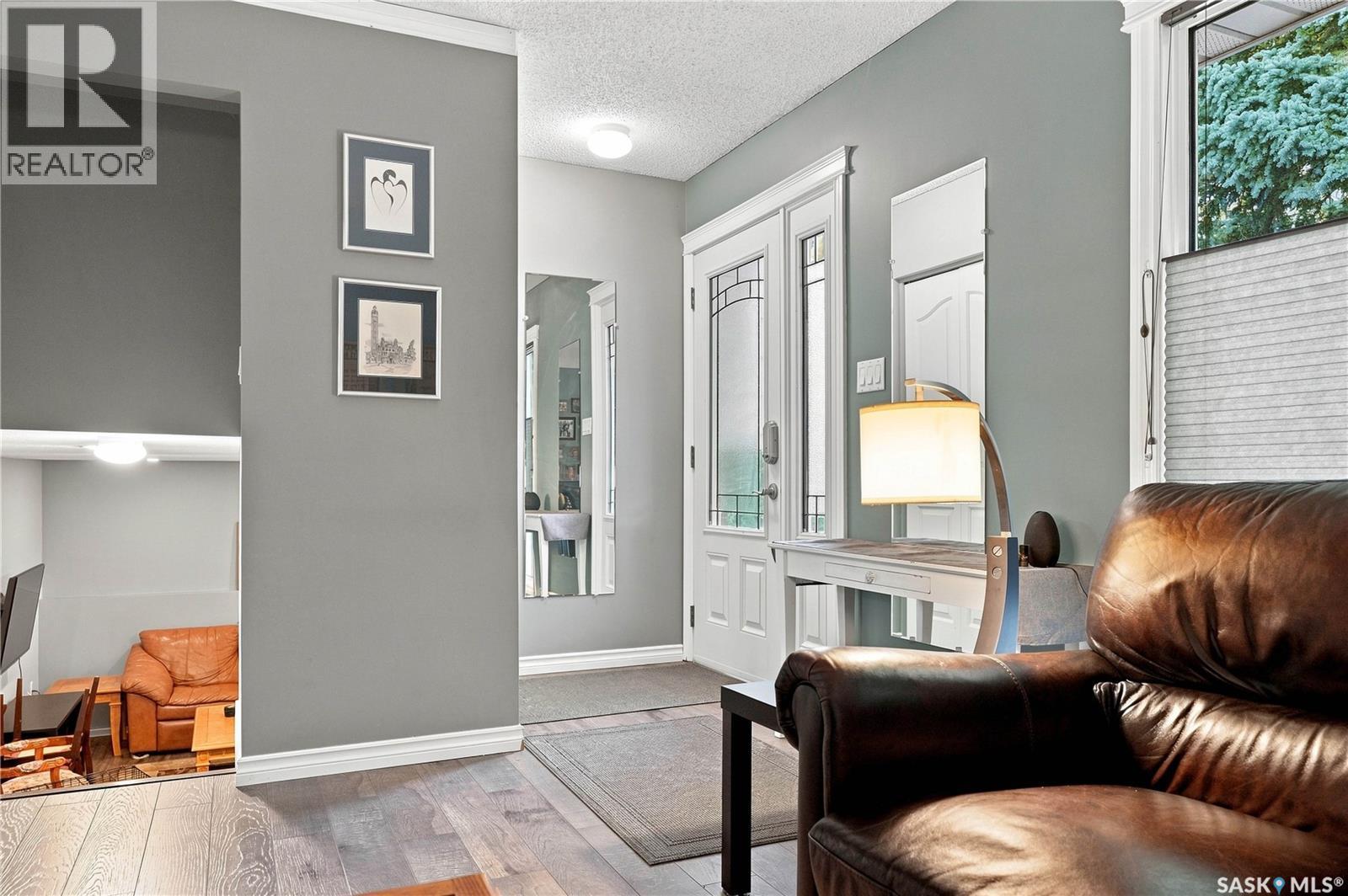 242 Candle Crescent, Saskatoon, Saskatchewan  S7K 5A4 - Photo 4 - SK042550