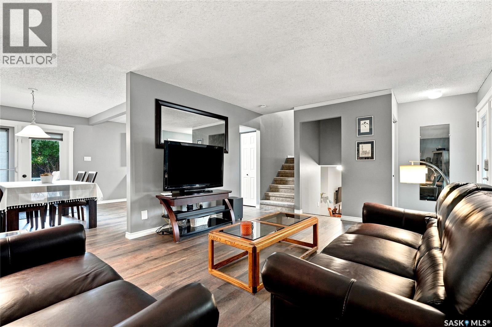 242 Candle Crescent, Saskatoon, Saskatchewan  S7K 5A4 - Photo 6 - SK042550