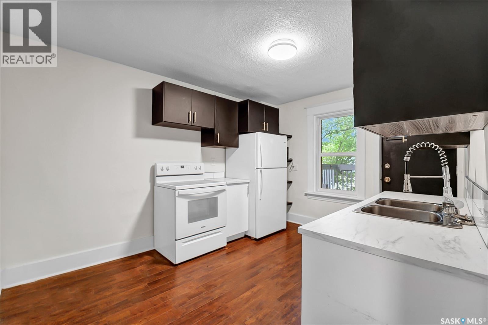 736 7th Avenue N, Saskatoon, Saskatchewan  S7K 2V4 - Photo 23 - SK042453