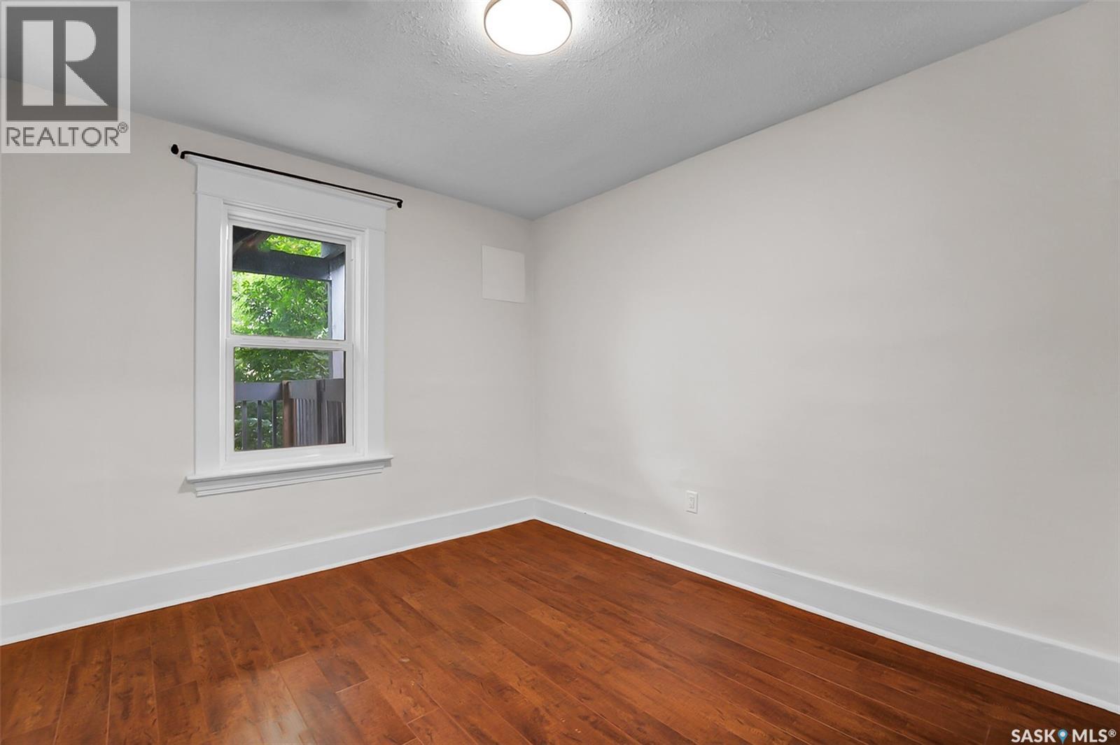 736 7th Avenue N, Saskatoon, Saskatchewan  S7K 2V4 - Photo 29 - SK042453