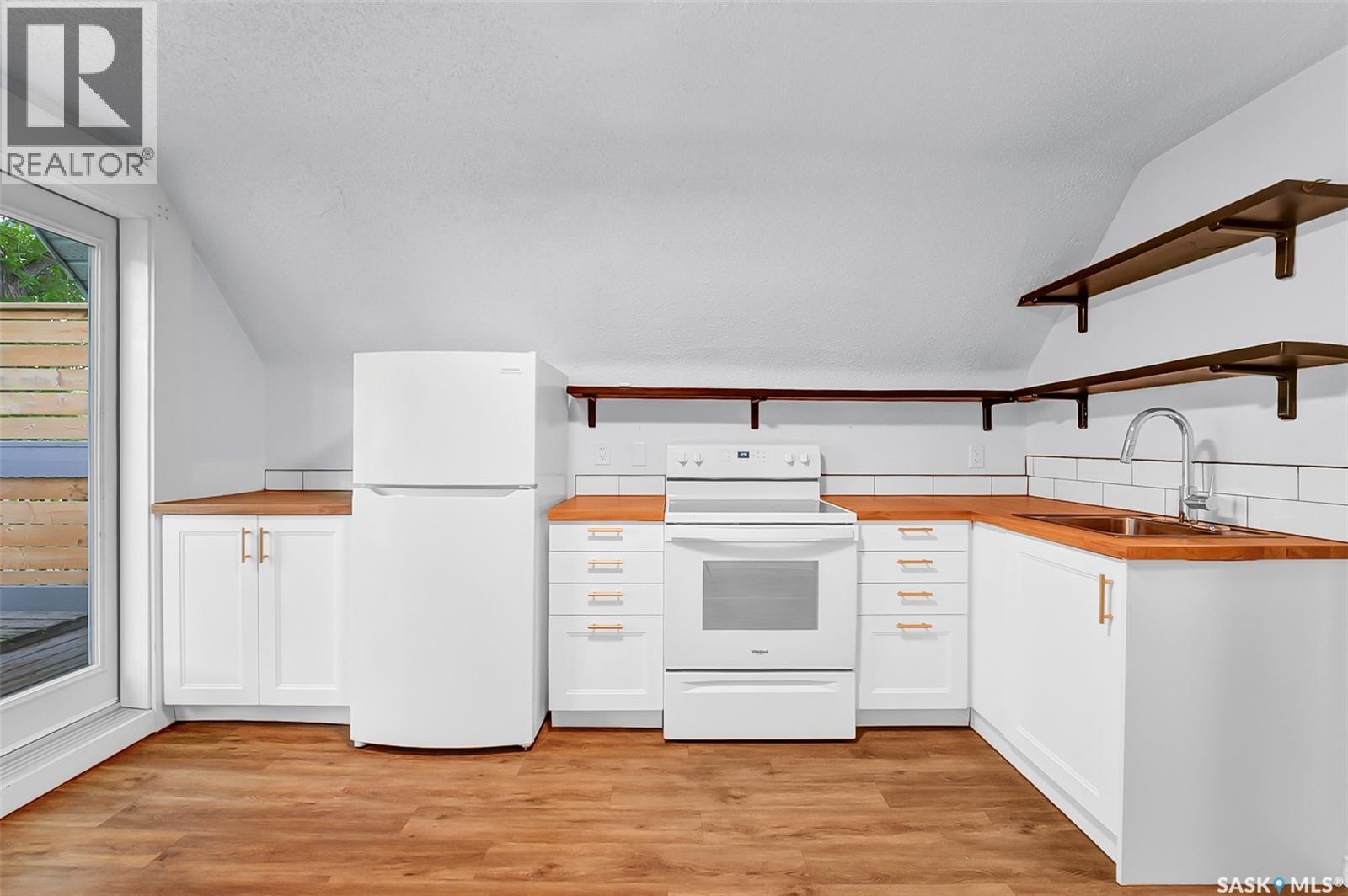 736 7th Avenue N, Saskatoon, Saskatchewan  S7K 2V4 - Photo 45 - SK042453