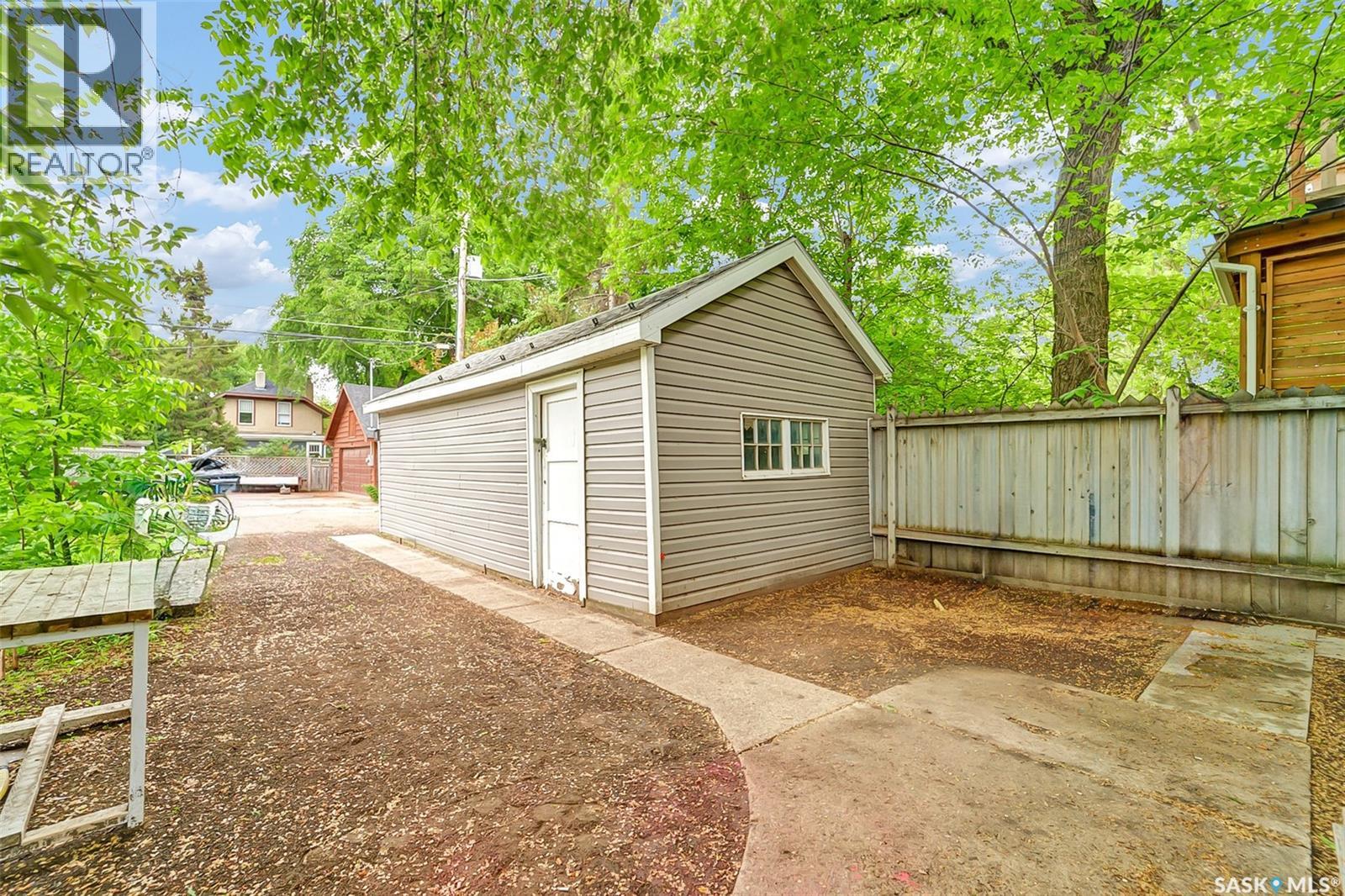 736 7th Avenue N, Saskatoon, Saskatchewan  S7K 2V4 - Photo 53 - SK042453