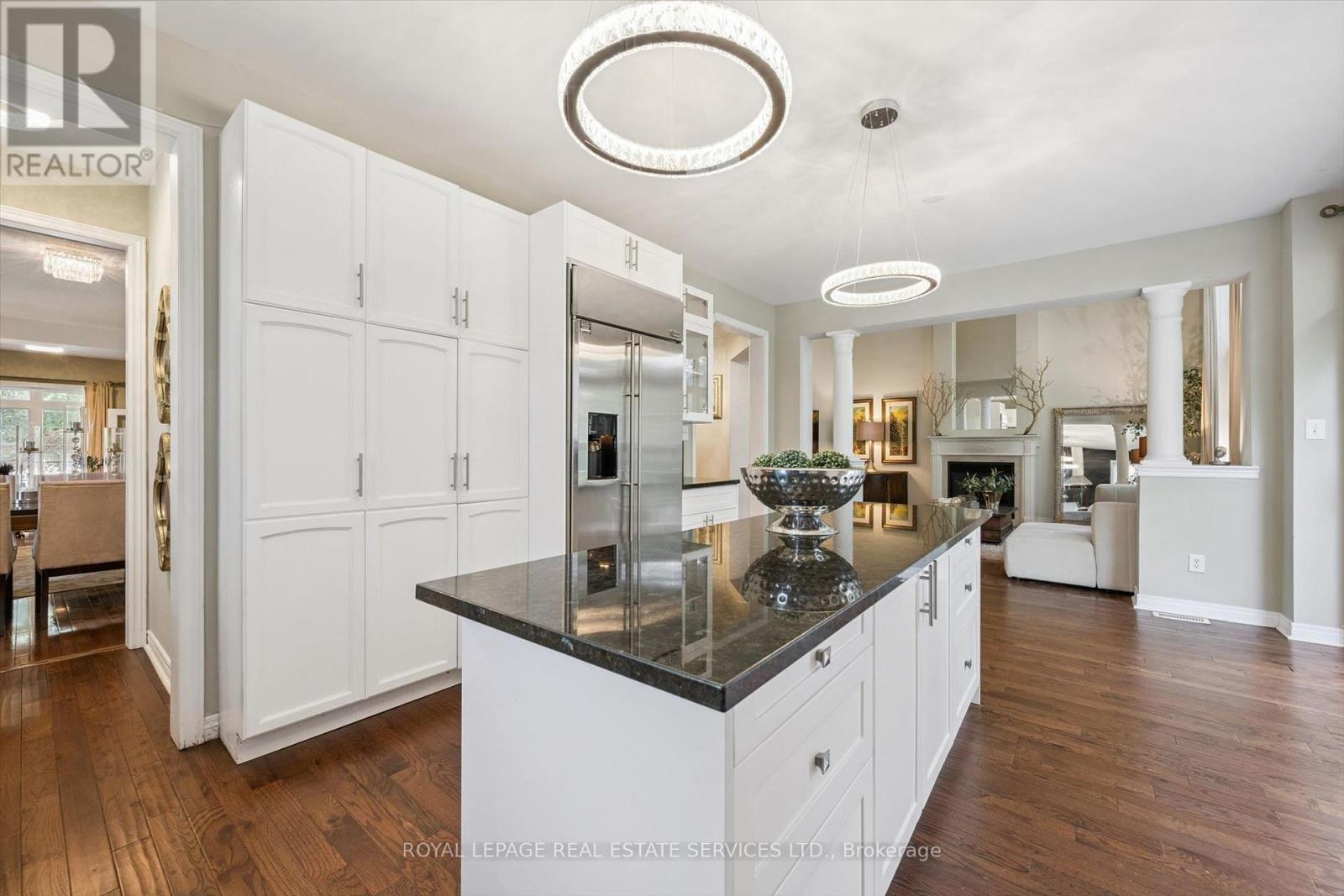 372 Creek Path Avenue, Oakville, Ontario  L6L 6X3 - Photo 17 - W13519506
