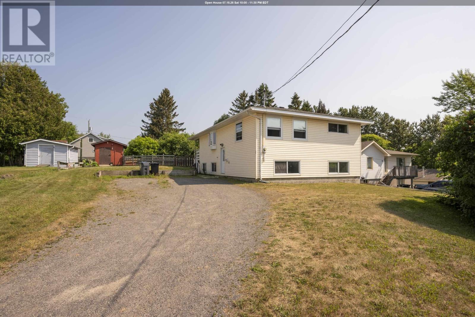 40 Lawrence Ave, Thunder Bay, Ontario