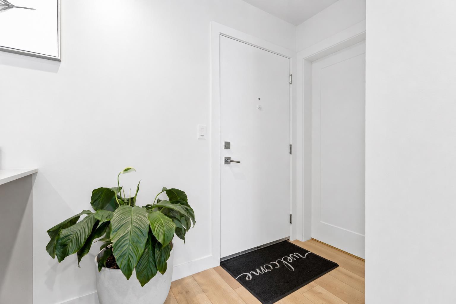 504 8380 200A STREET — photo 22