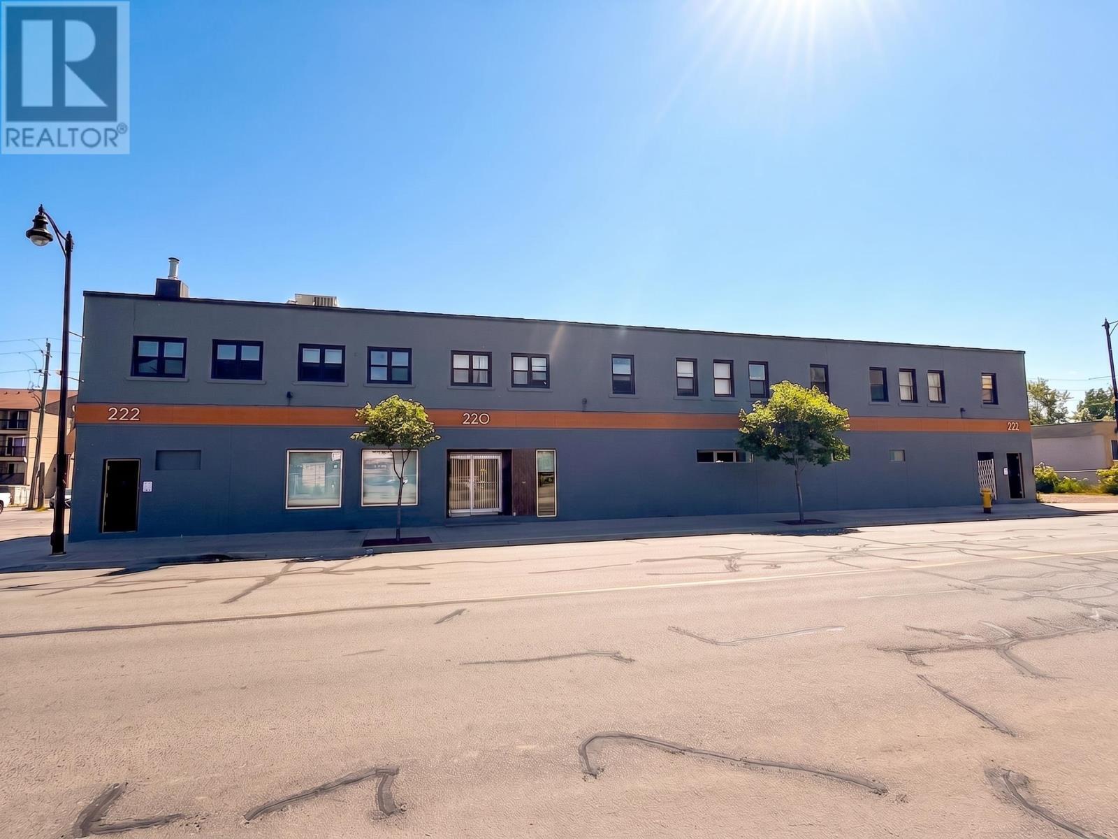 222 May ST N, thunder bay, Ontario