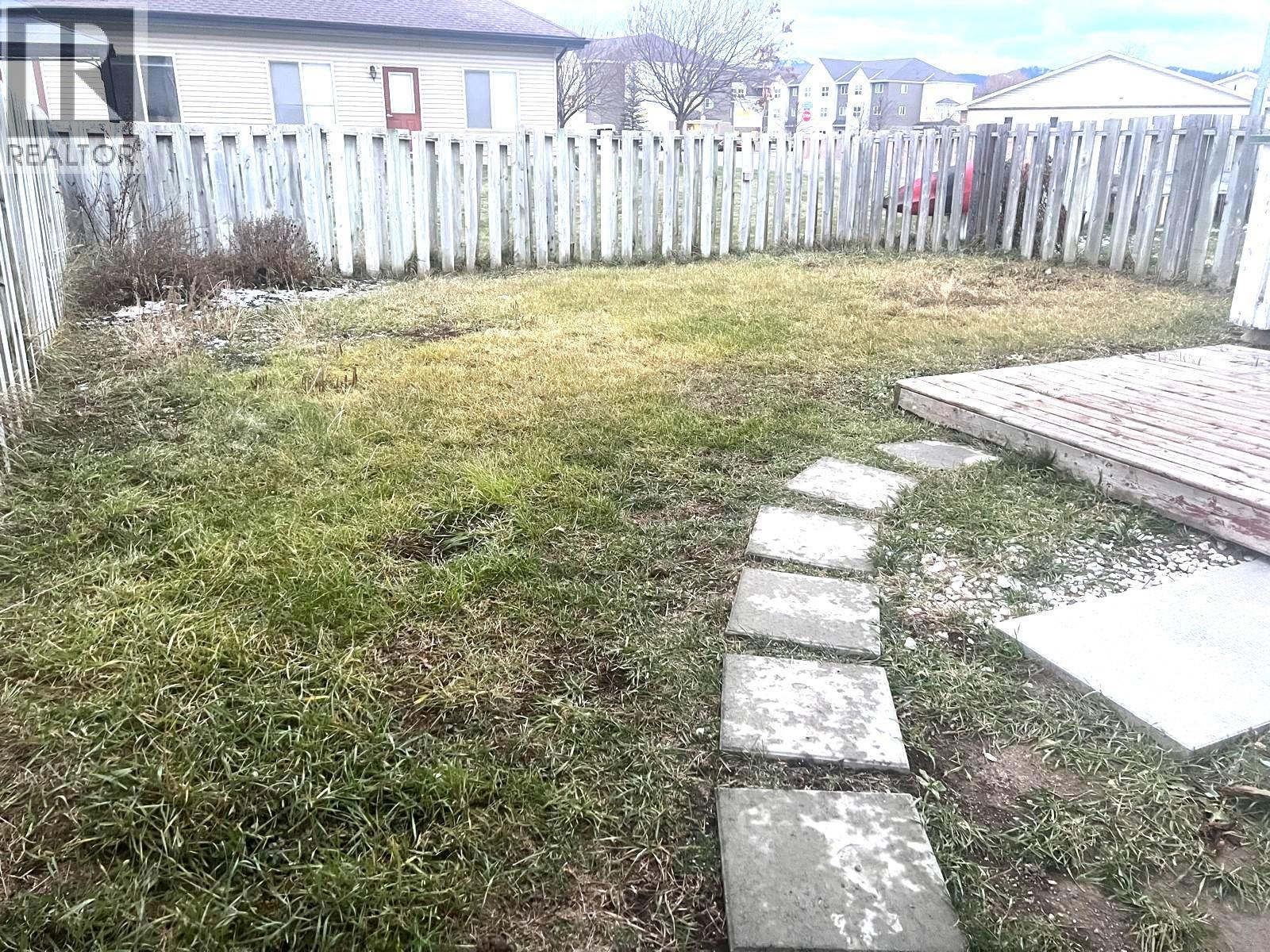 1801 Kelowna Crescent N Unit# B, Cranbrook, British Columbia  V1C 6L6 - Photo 19 - 10394535