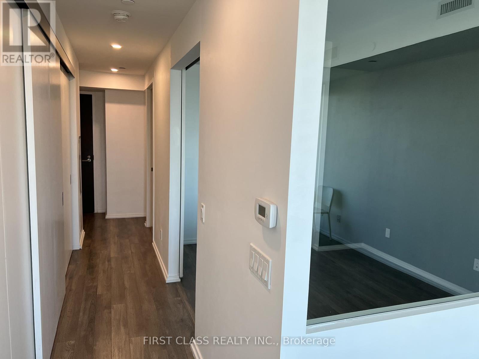 3003 - 197 Yonge Street, Toronto, Ontario  M5B 0C1 - Photo 7 - C13563162