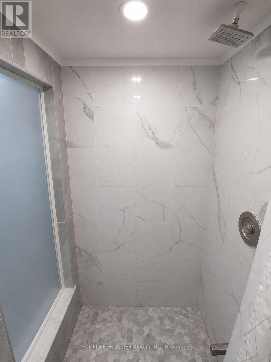5 - 49 Red Robin Way, Toronto, Ontario  M2R 3K6 - Photo 6 - C13563168