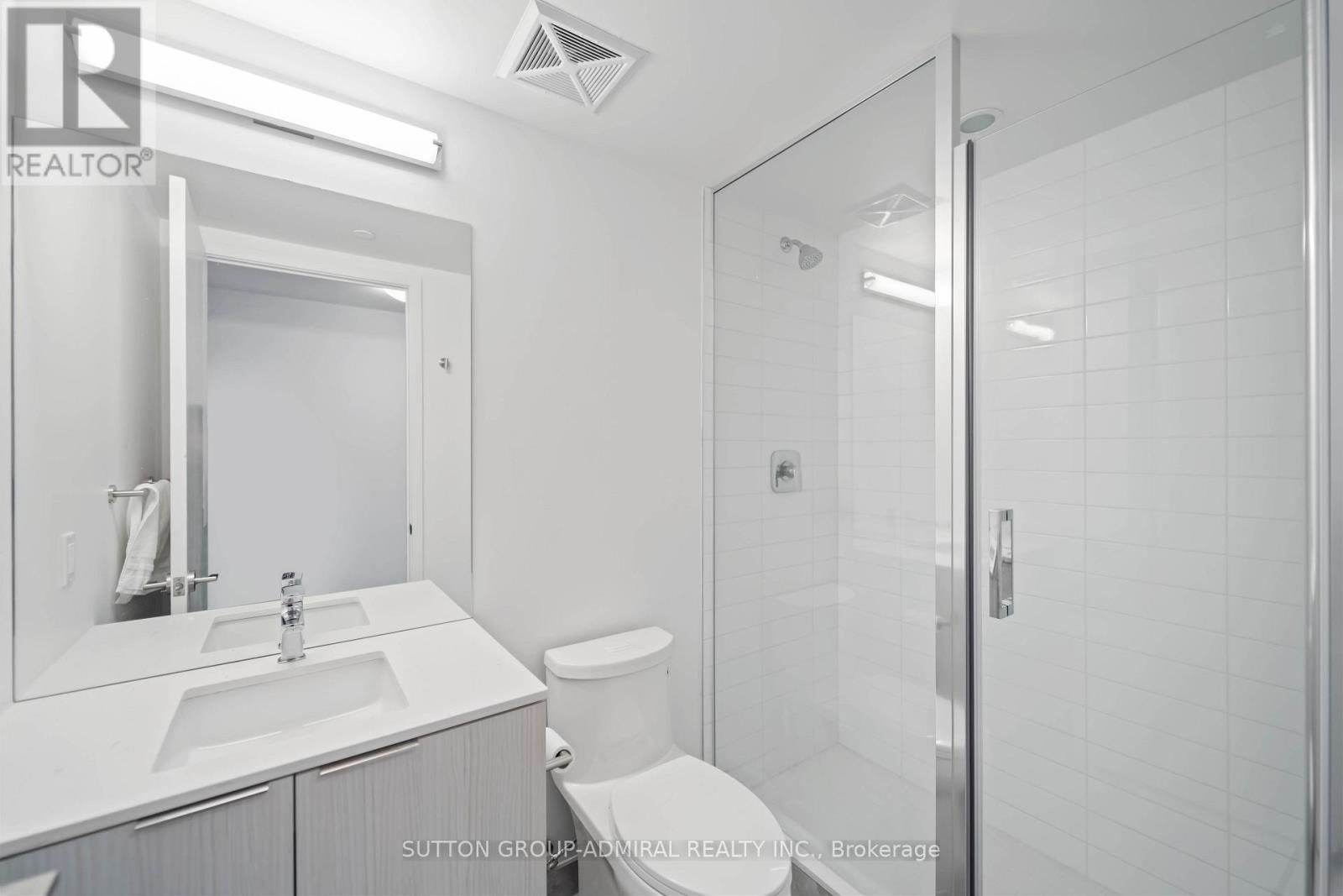 812 - 158 Front Street E, Toronto, Ontario M5A 0K9 - Photo 3 - C13563208