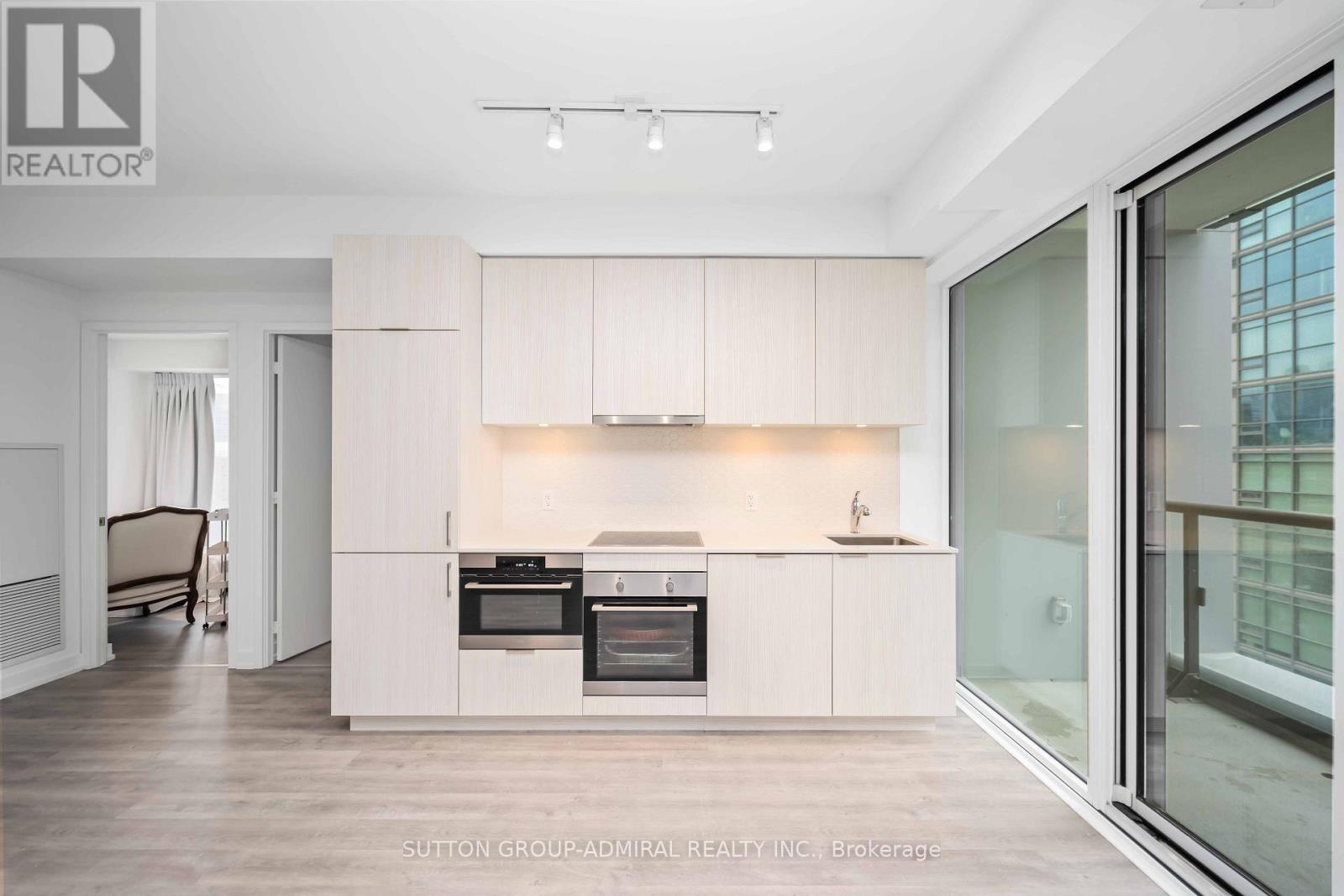 812 - 158 Front Street E, Toronto, Ontario M5A 0K9 - Photo 7 - C13563208