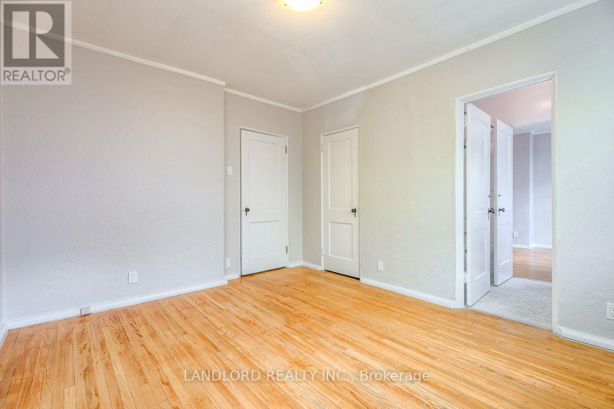 Upper - 20 Acacia Road, Toronto, Ontario M4S 2K4 - Photo 17 - C13563316
