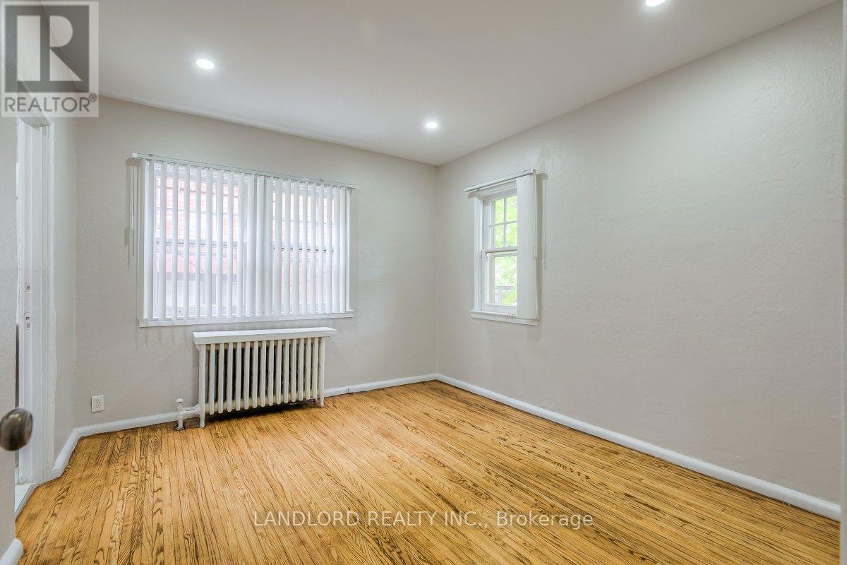 Lower - 16 Acacia Road, Toronto, Ontario M4S 2K4 - Photo 10 - C13563320