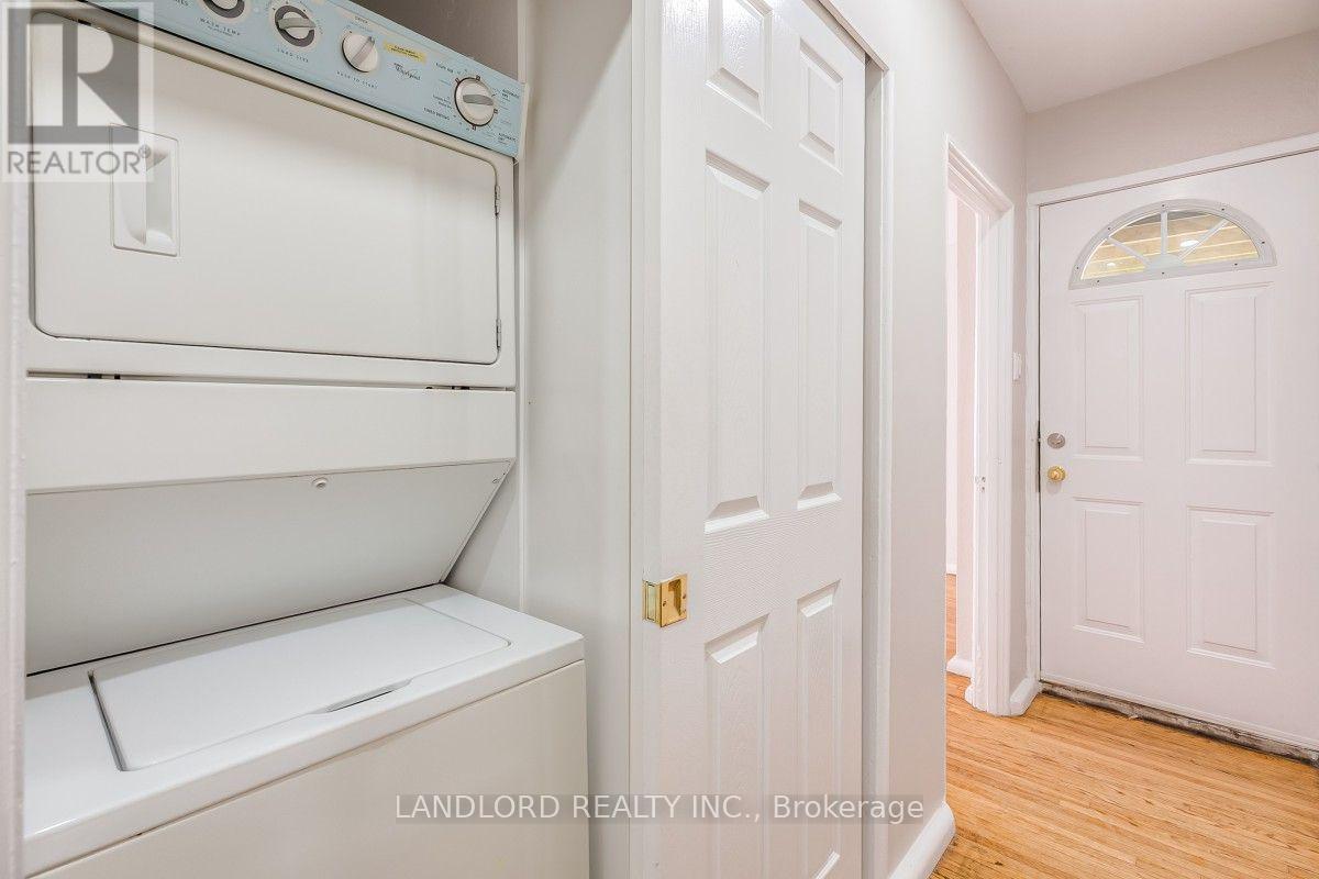 Lower - 16 Acacia Road, Toronto, Ontario M4S 2K4 - Photo 16 - C13563320