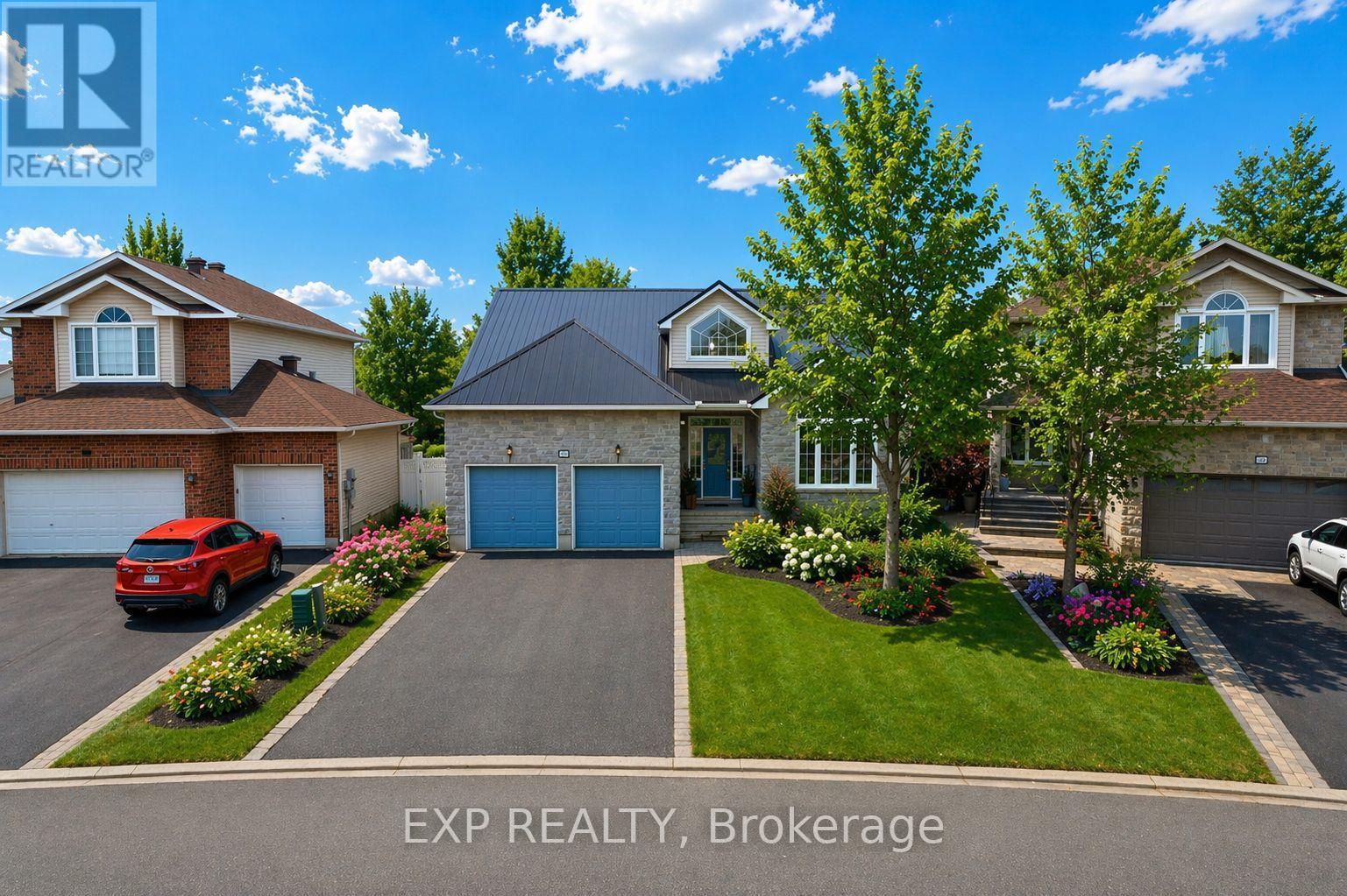 80 LA PRAIRIE STREET, Russell