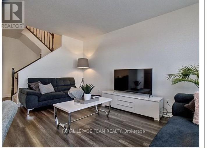 195 Kimpton Drive, Ottawa, Ontario  K2S 2H9 - Photo 5 - X13563152