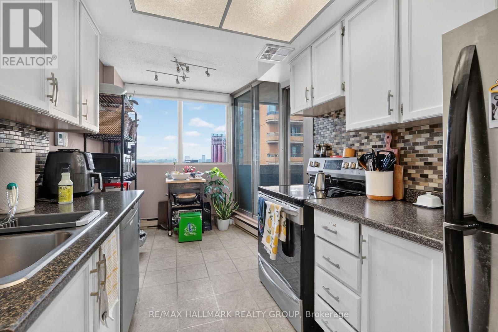 1907 - 530 Laurier Avenue, Ottawa, Ontario  K1R 7T1 - Photo 15 - X13563174