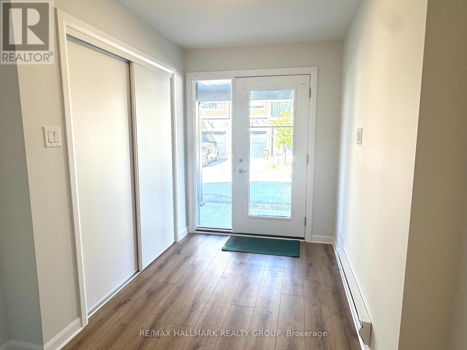 505 Woodlily Private, Ottawa, Ontario  K2T 0S7 - Photo 2 - X13563238