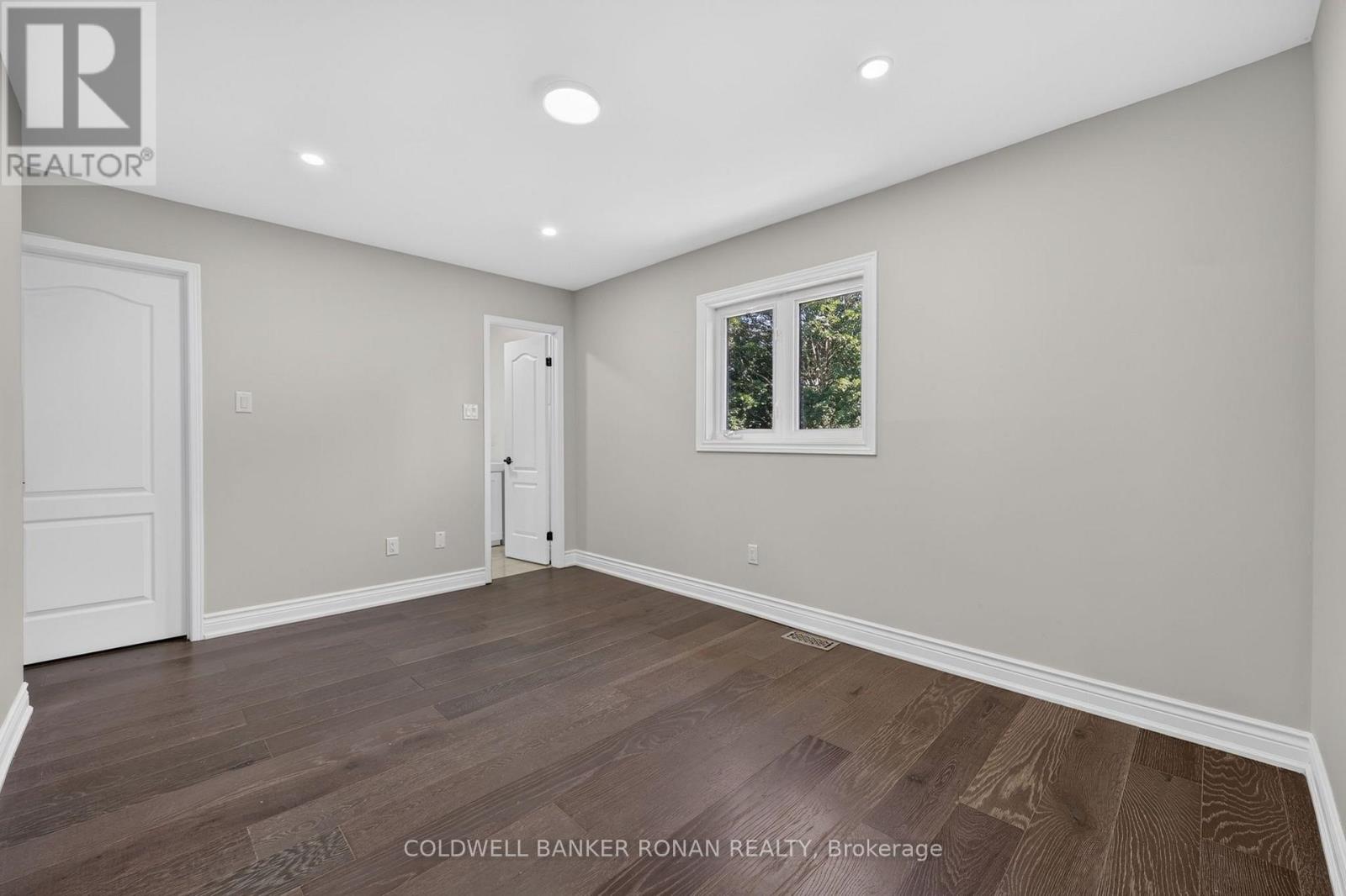 8 Mccullough Avenue, New Tecumseth (Beeton), Ontario  L0G 1A0 - Photo 19 - N13563262