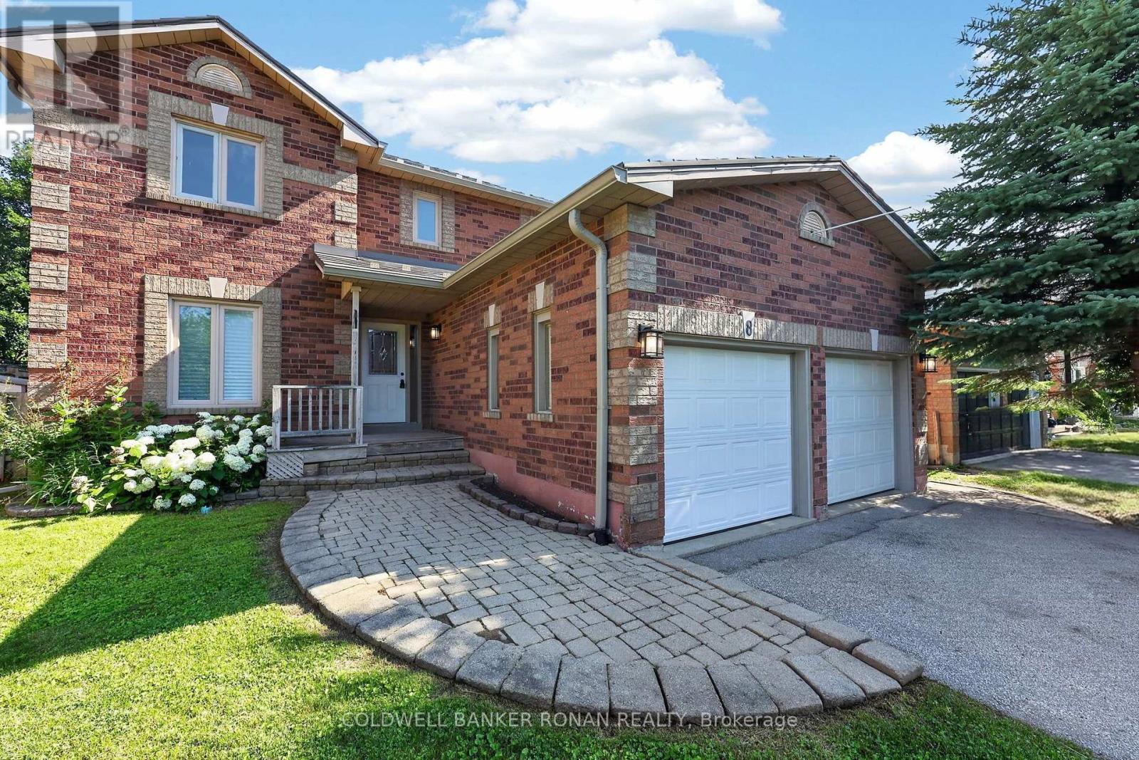 8 Mccullough Avenue, New Tecumseth (Beeton), Ontario  L0G 1A0 - Photo 2 - N13563262