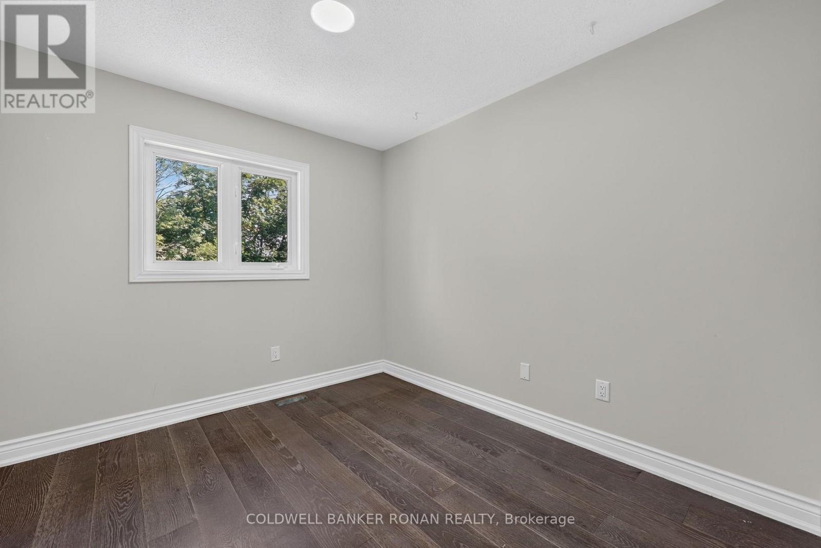8 Mccullough Avenue, New Tecumseth (Beeton), Ontario  L0G 1A0 - Photo 23 - N13563262