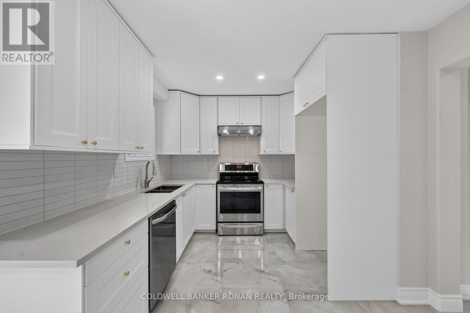 8 Mccullough Avenue, New Tecumseth (Beeton), Ontario  L0G 1A0 - Photo 7 - N13563262