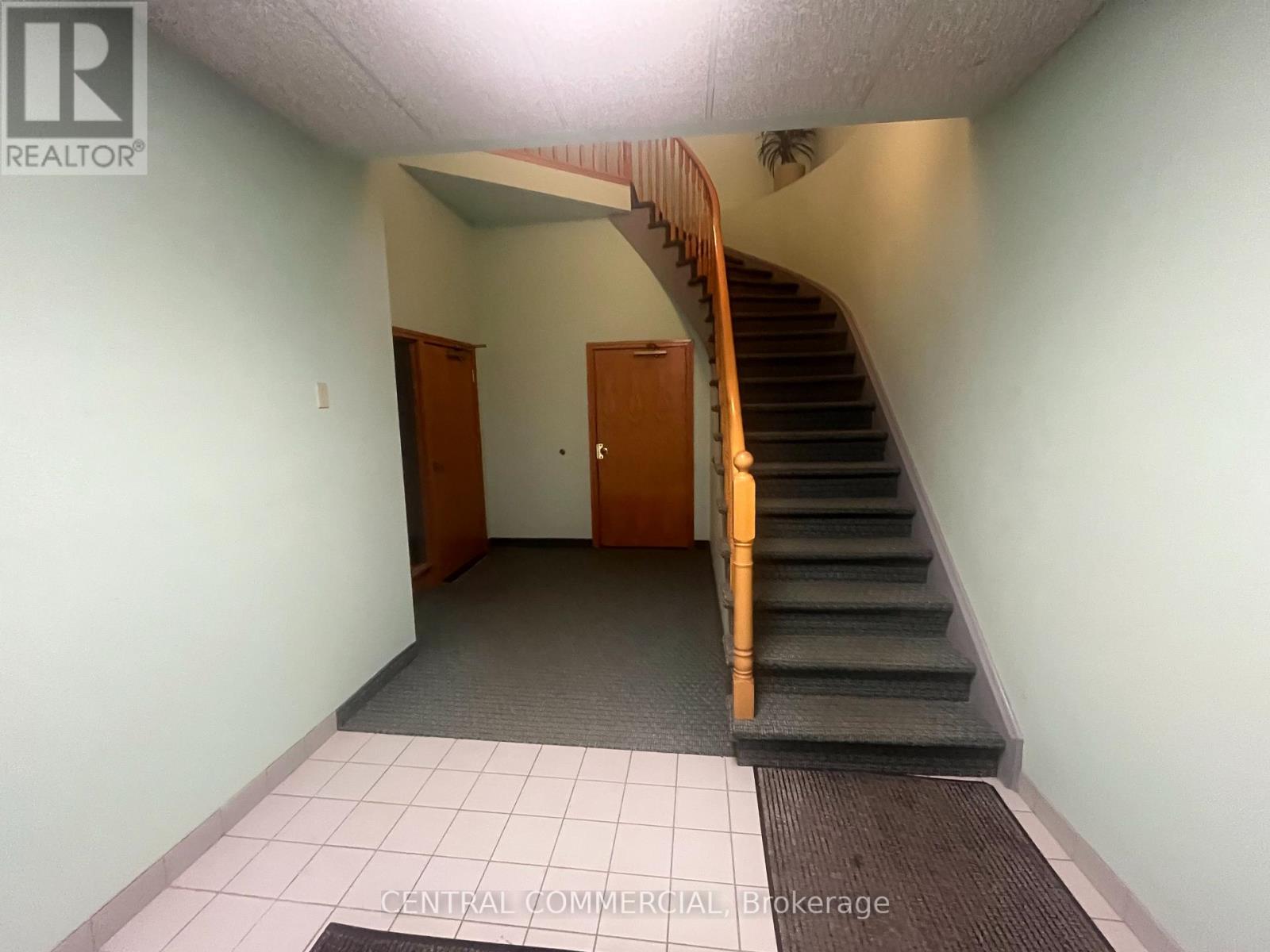 14a - 30 Wertheim Court, Richmond Hill, Ontario  L4B 1B9 - Photo 2 - N13563356