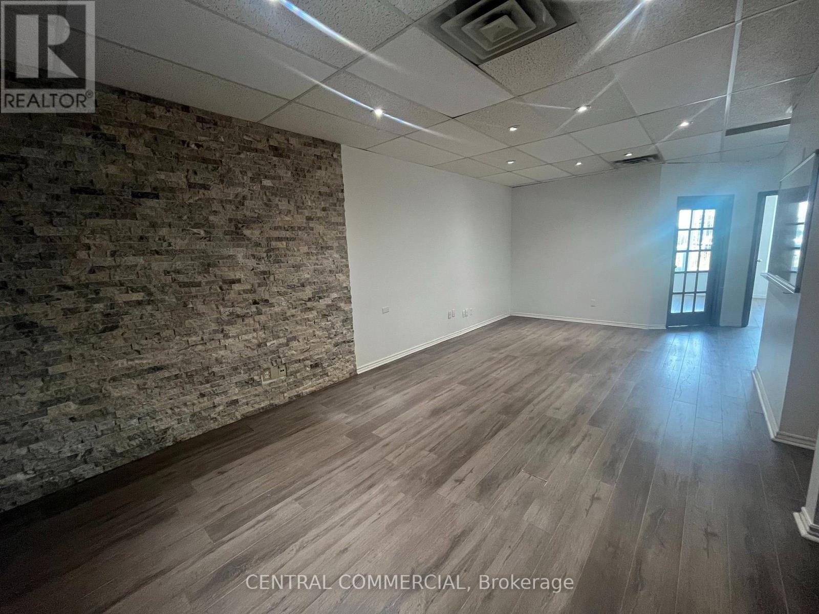 14a - 30 Wertheim Court, Richmond Hill, Ontario  L4B 1B9 - Photo 3 - N13563356