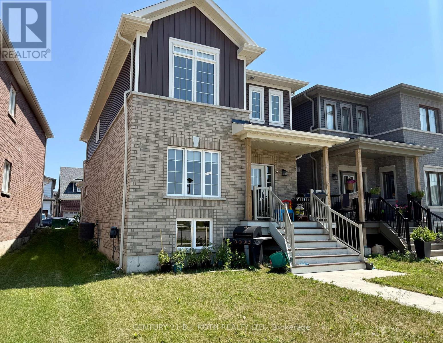 13 Harvest Crescent, Barrie, Ontario  L9J 0T3 - Photo 2 - S13563216