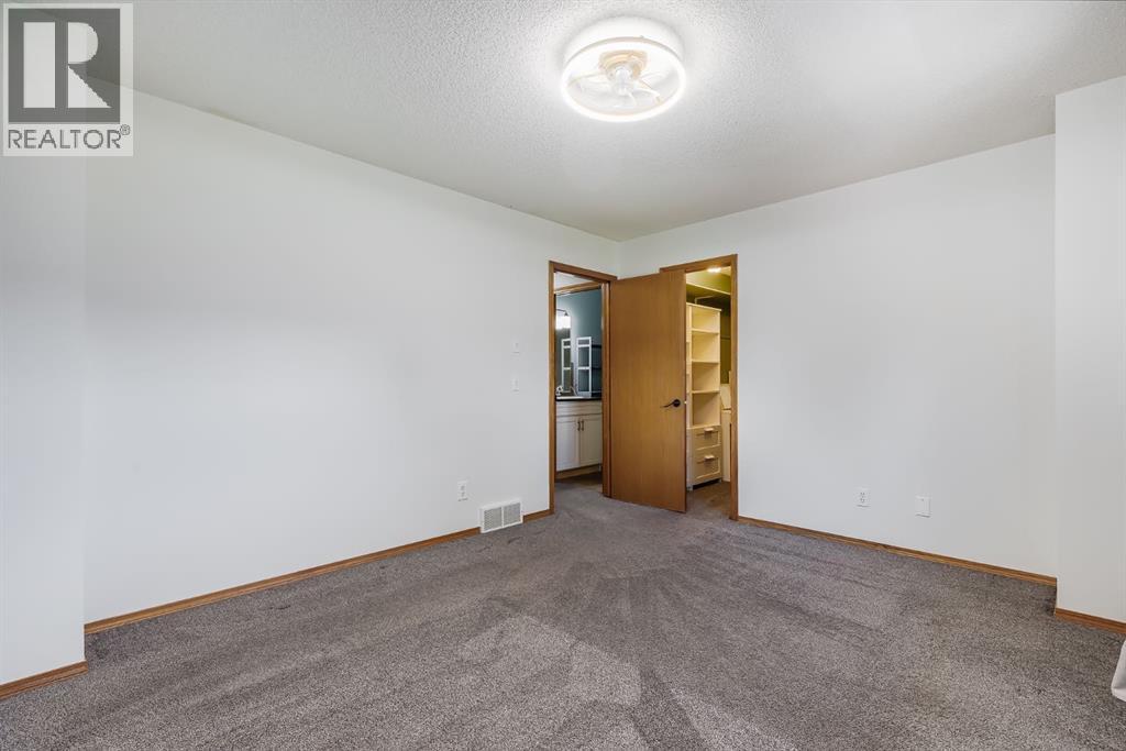 98 Everglade Drive SE, Airdrie, Alberta  T4B 2E8 - Photo 15 - A2325519