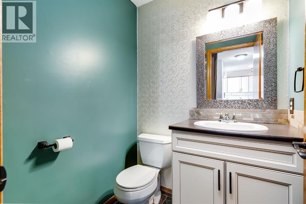 98 Everglade Drive SE, Airdrie, Alberta  T4B 2E8 - Photo 13 - A2325519