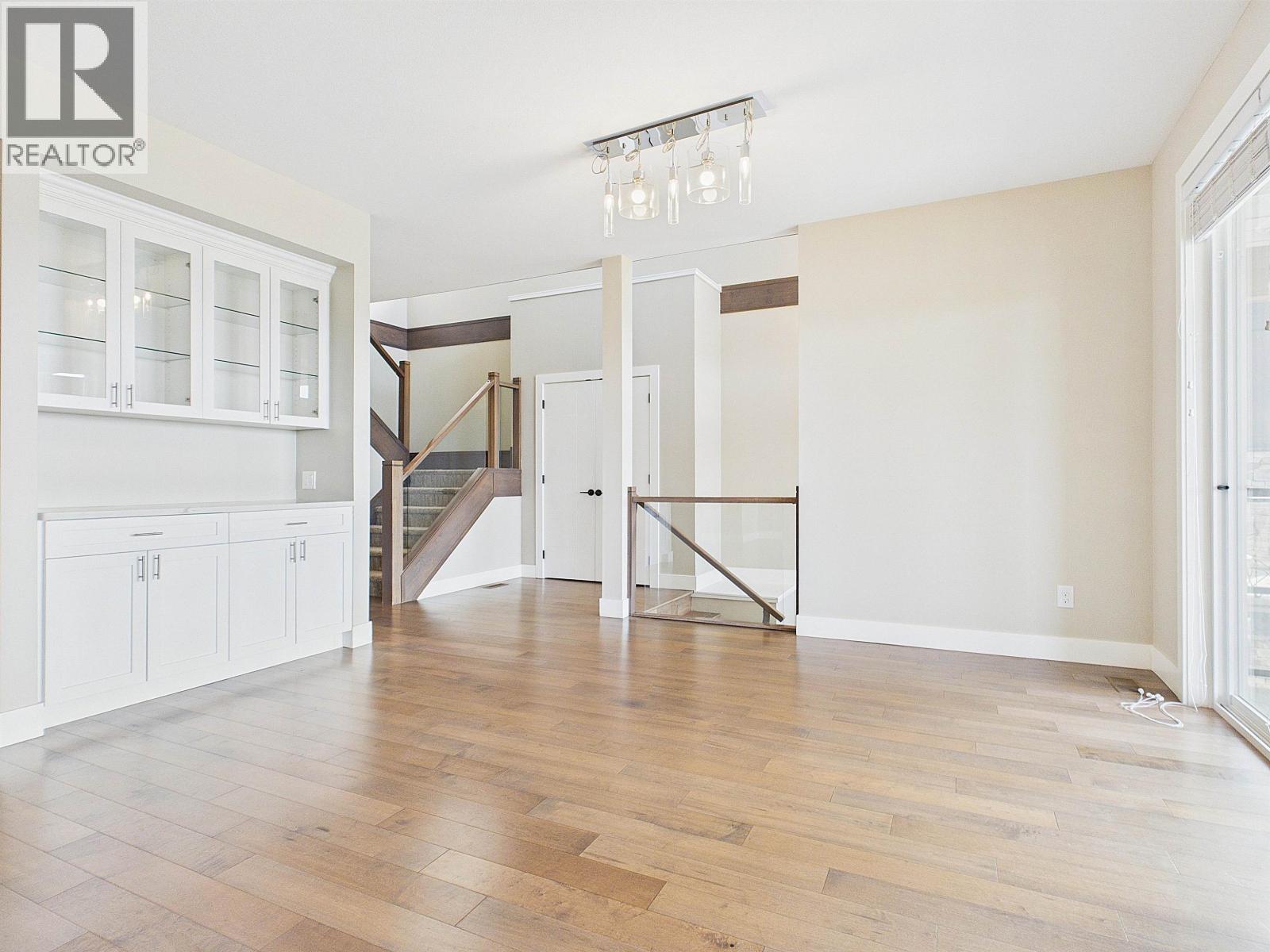 3501 Sheffield Avenue, Coquitlam, British Columbia  V3E 0K2 - Photo 9 - R3145561