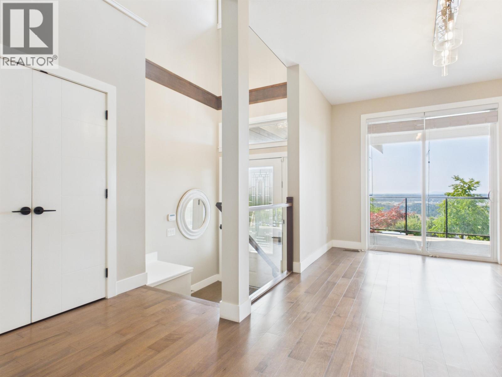 3501 Sheffield Avenue, Coquitlam, British Columbia  V3E 0K2 - Photo 6 - R3145561