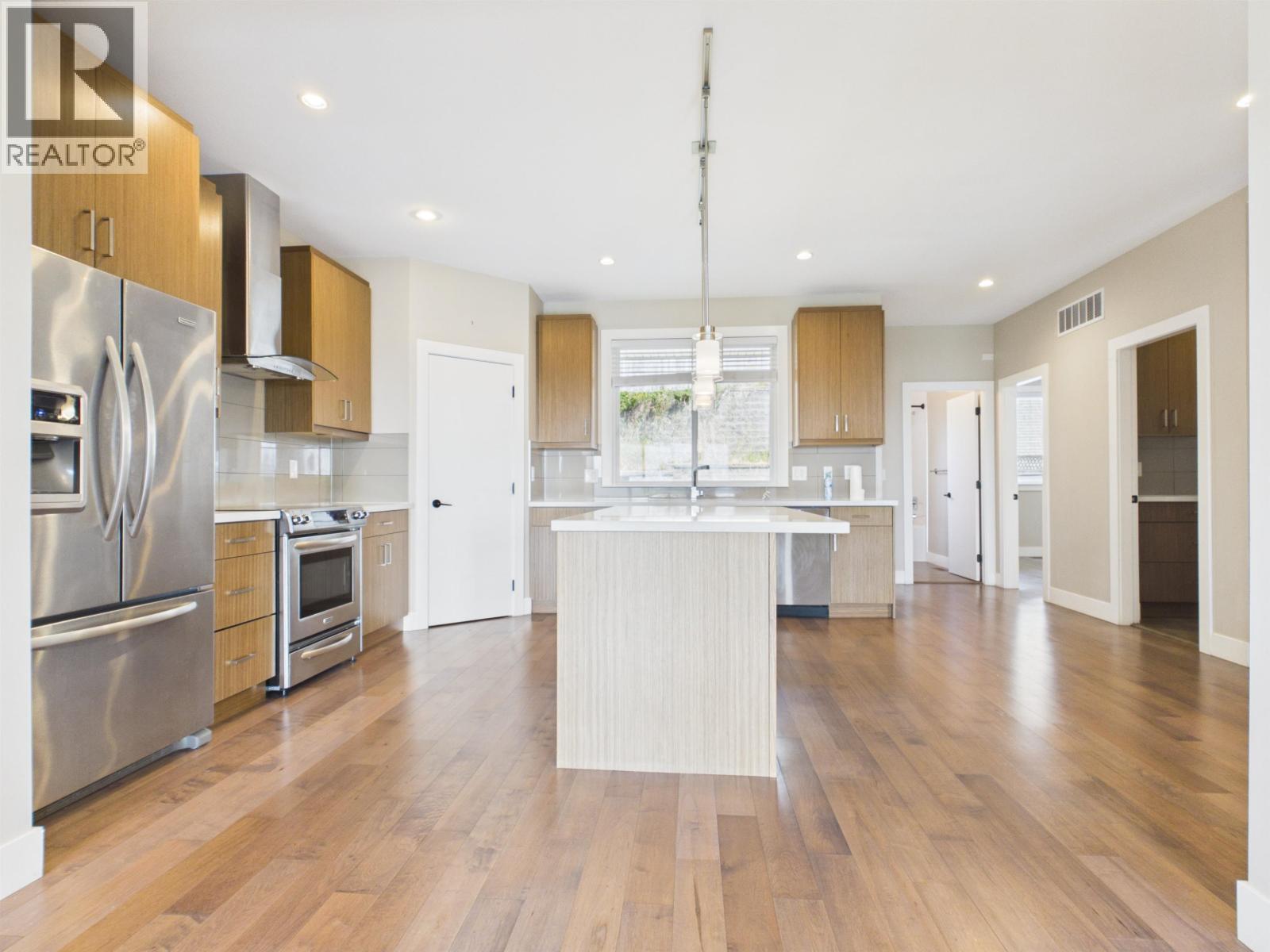 3501 Sheffield Avenue, Coquitlam, British Columbia  V3E 0K2 - Photo 11 - R3145561
