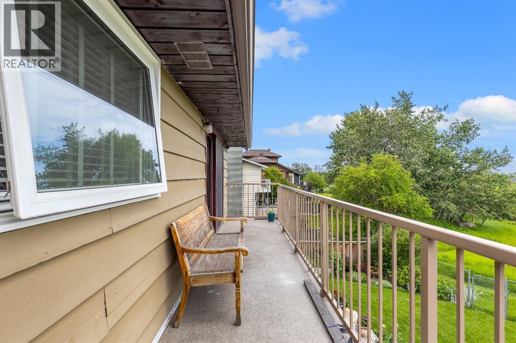 24 Woodgrove Crescent SW, Calgary, Alberta  T2W 3Z1 - Photo 24 - A2326744