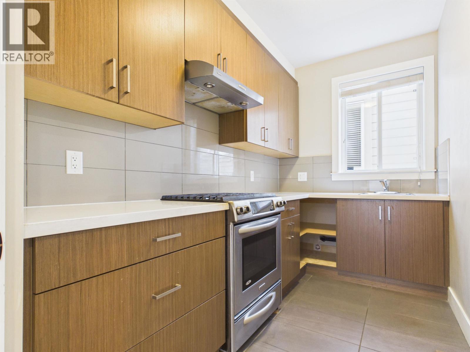 3501 Sheffield Avenue, Coquitlam, British Columbia  V3E 0K2 - Photo 16 - R3145561