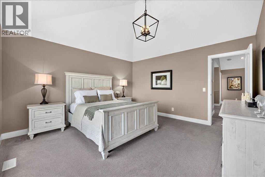 146 Valley Pointe Way NW, Calgary, Alberta  T3B 6B3 - Photo 20 - A2327741
