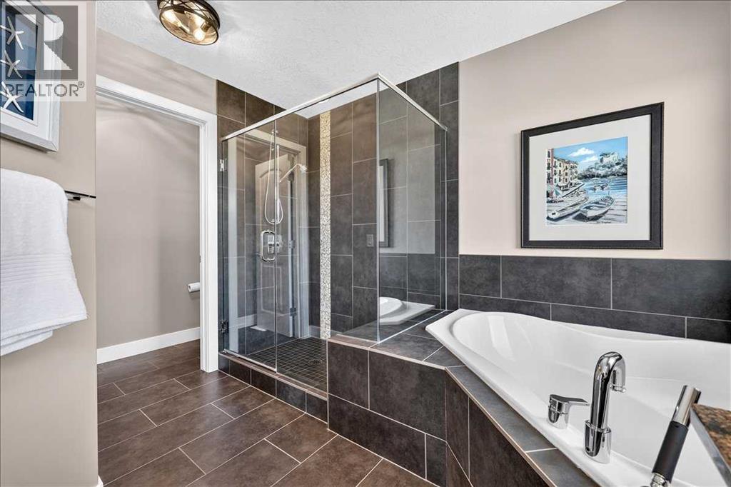 146 Valley Pointe Way NW, Calgary, Alberta  T3B 6B3 - Photo 22 - A2327741