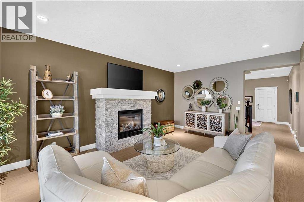 146 Valley Pointe Way NW, Calgary, Alberta  T3B 6B3 - Photo 10 - A2327741