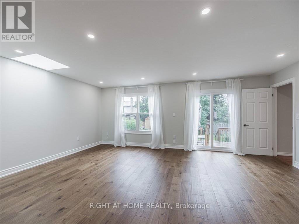 Upper - 6913 Shelter Bay Road, Mississauga, Ontario L5N 1T8 - Photo 12 - W13563182