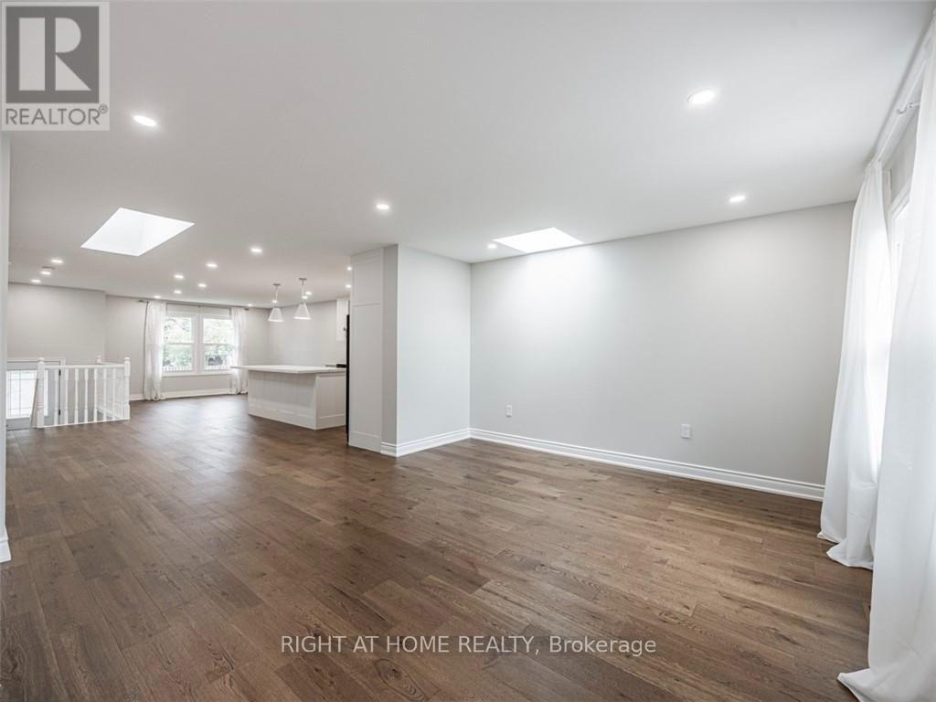 Upper - 6913 Shelter Bay Road, Mississauga, Ontario L5N 1T8 - Photo 13 - W13563182