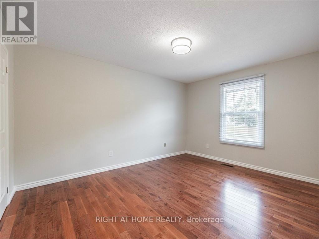 Upper - 6913 Shelter Bay Road, Mississauga, Ontario L5N 1T8 - Photo 18 - W13563182