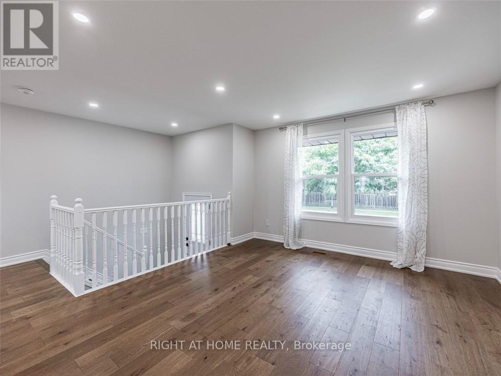 Upper - 6913 Shelter Bay Road, Mississauga, Ontario L5N 1T8 - Photo 4 - W13563182