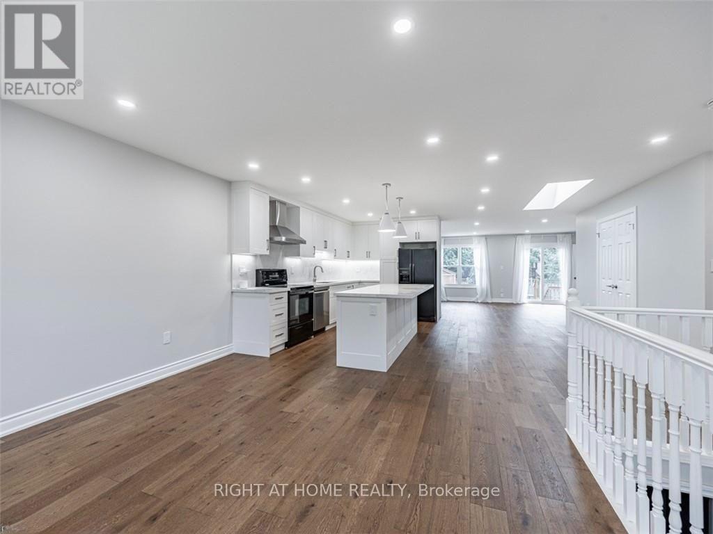 Upper - 6913 Shelter Bay Road, Mississauga, Ontario L5N 1T8 - Photo 6 - W13563182