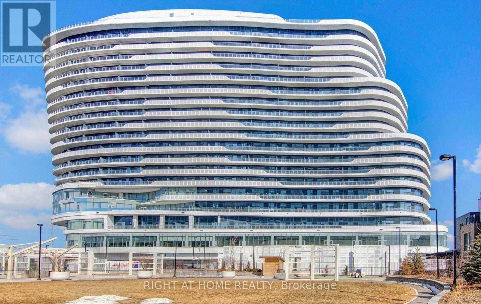 510 - 2520 EGLINTON AVENUE W, Mississauga (Central Erin Mills)