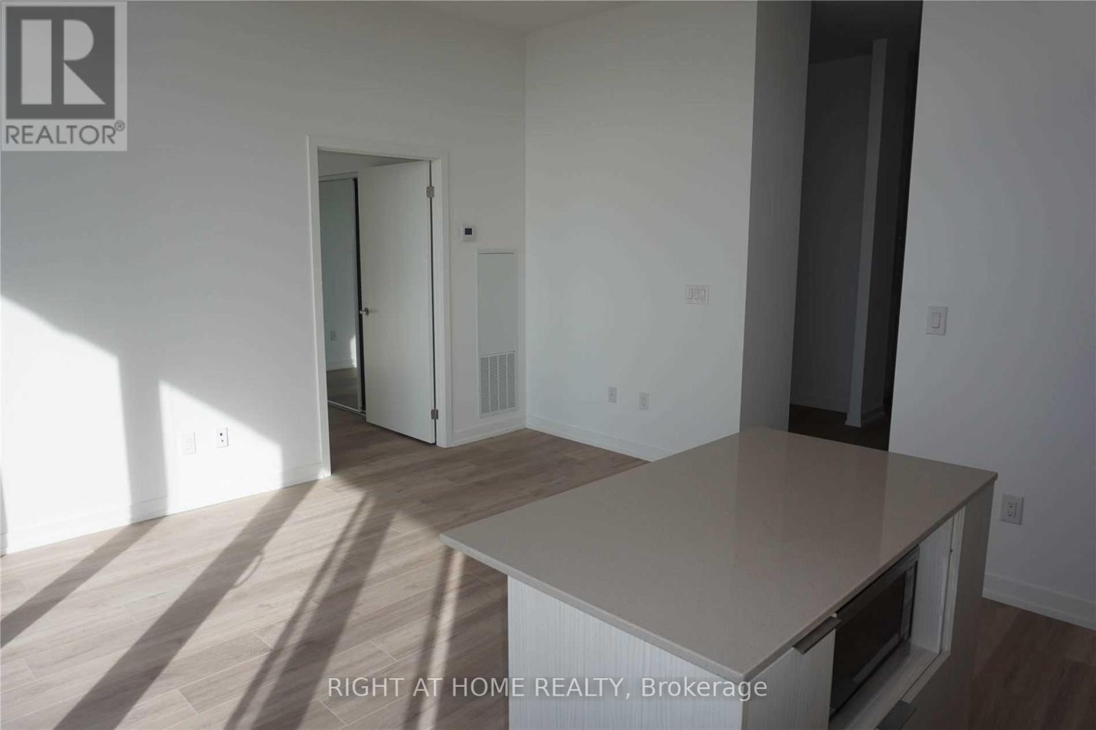 510 - 2520 Eglinton Avenue W, Mississauga, Ontario  L5M 0Y4 - Photo 6 - W13563340