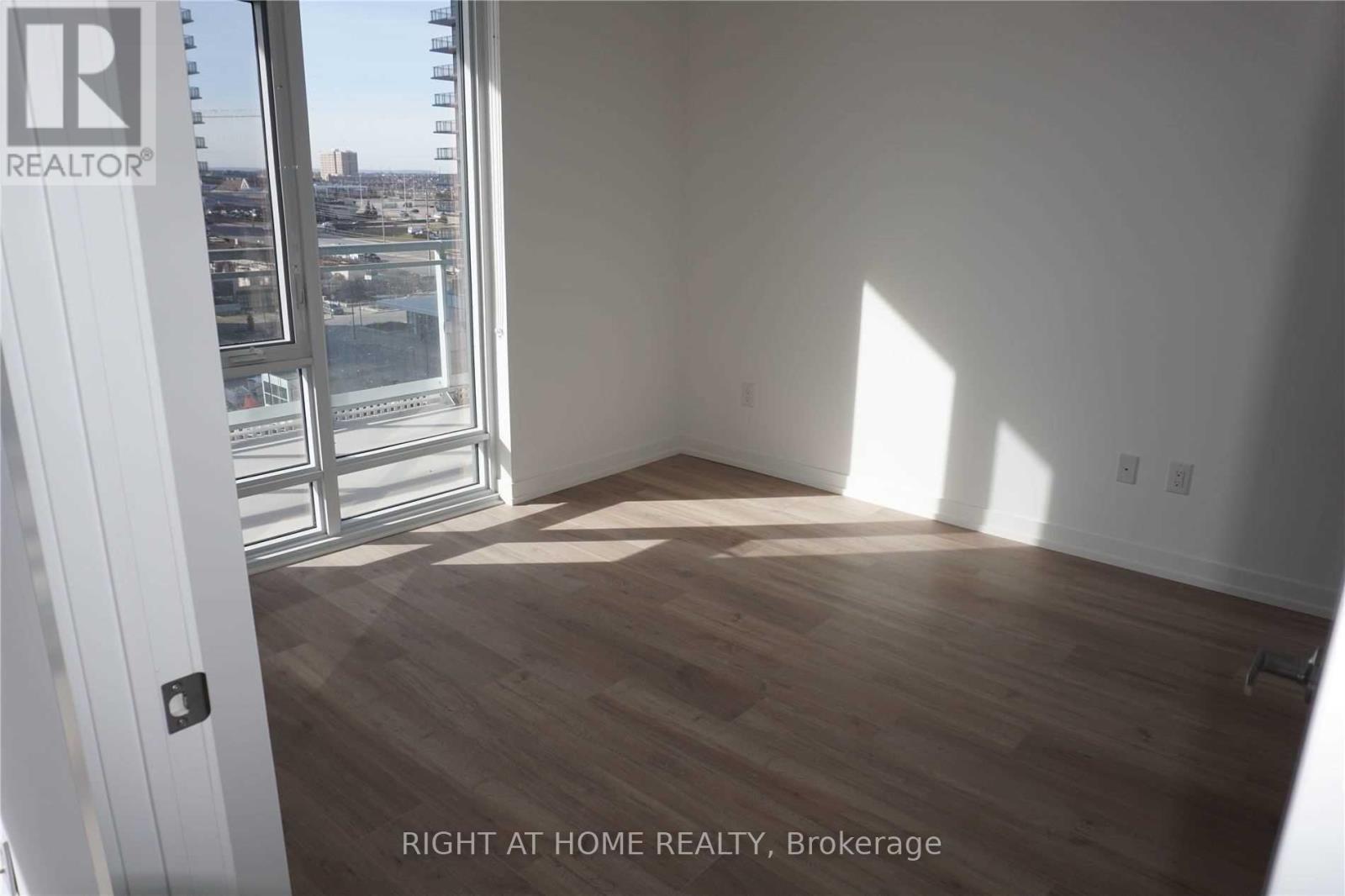 510 - 2520 Eglinton Avenue W, Mississauga, Ontario  L5M 0Y4 - Photo 7 - W13563340