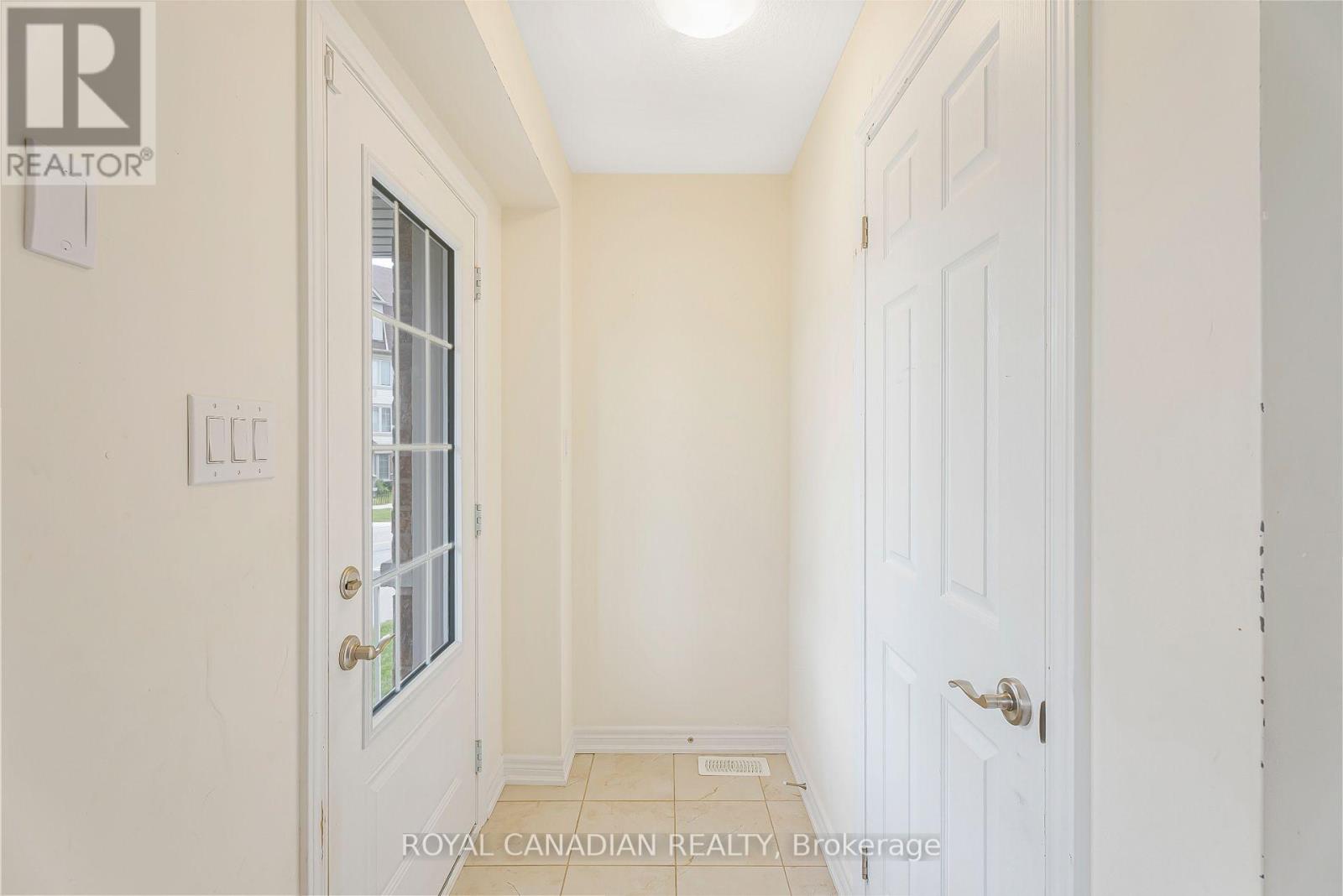 756 Linden Drive, Cambridge, Ontario N3H 0E3 - Photo 4 - X13562910
