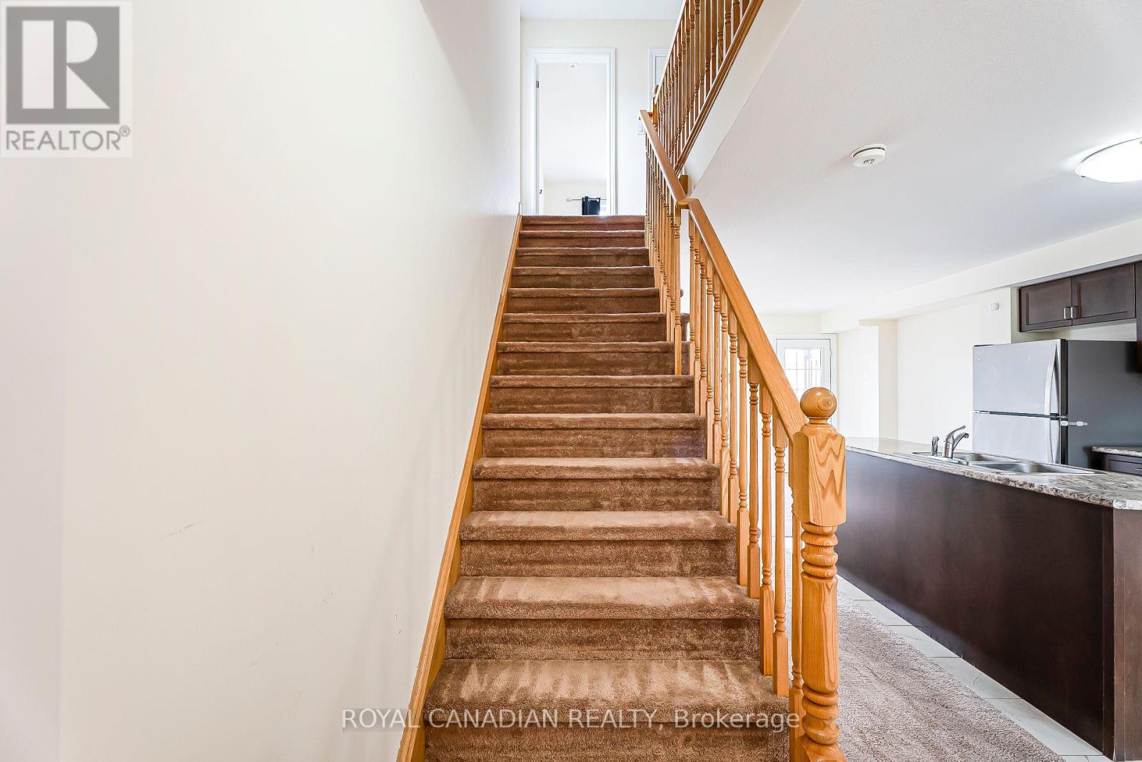 756 Linden Drive, Cambridge, Ontario N3H 0E3 - Photo 5 - X13562910