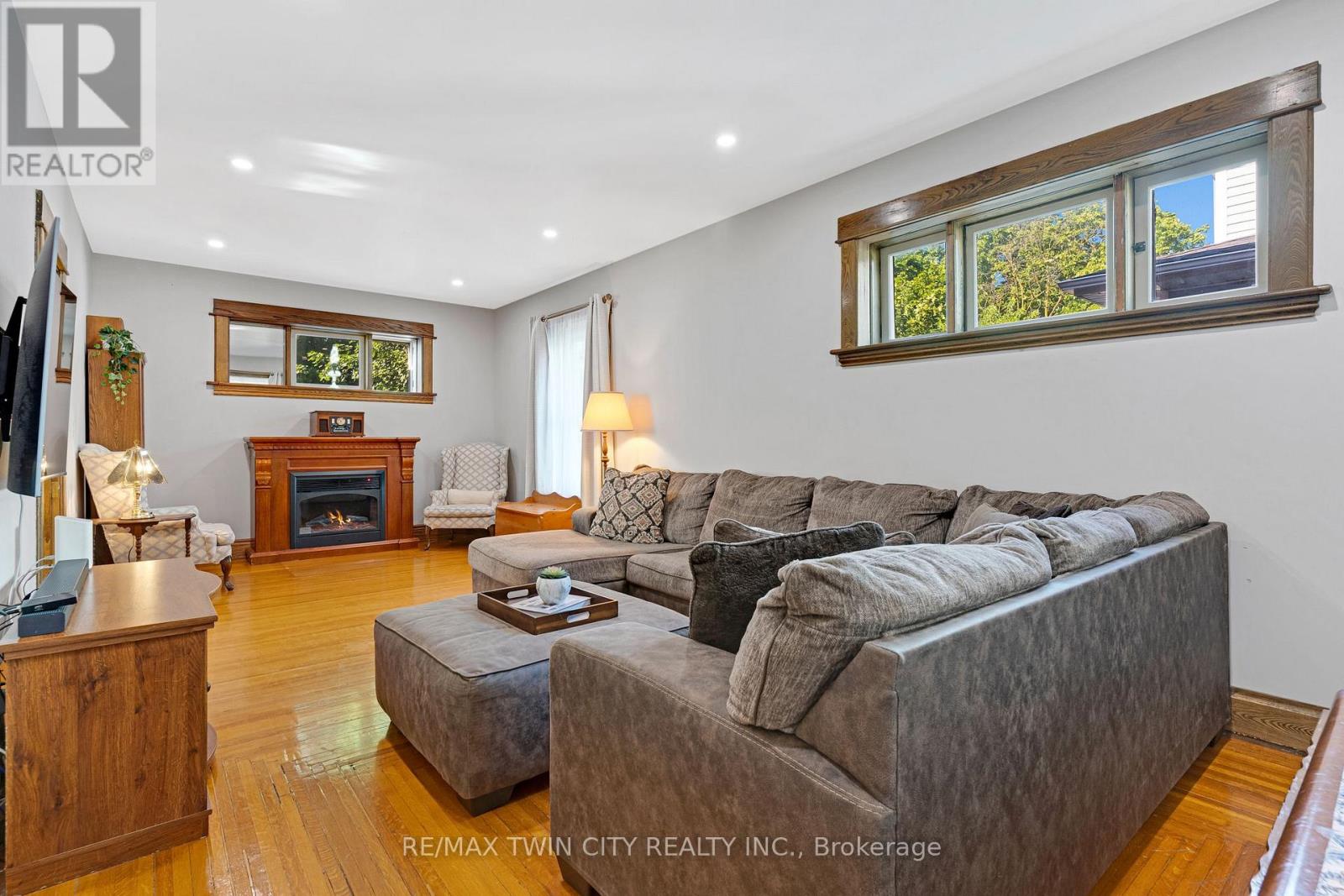 630 Lawrence Street, Cambridge, Ontario  N3H 2M9 - Photo 9 - X13563290